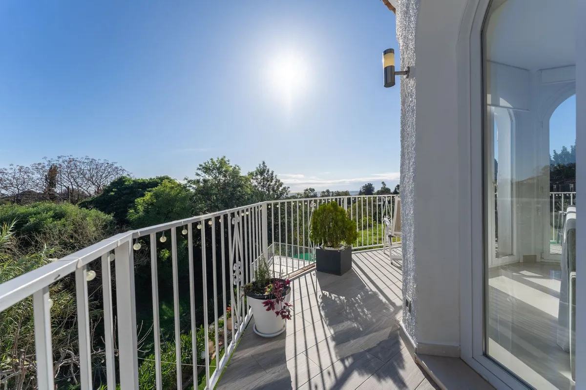 a4422905-1645-47f8-b841-c9aebb8bdad6