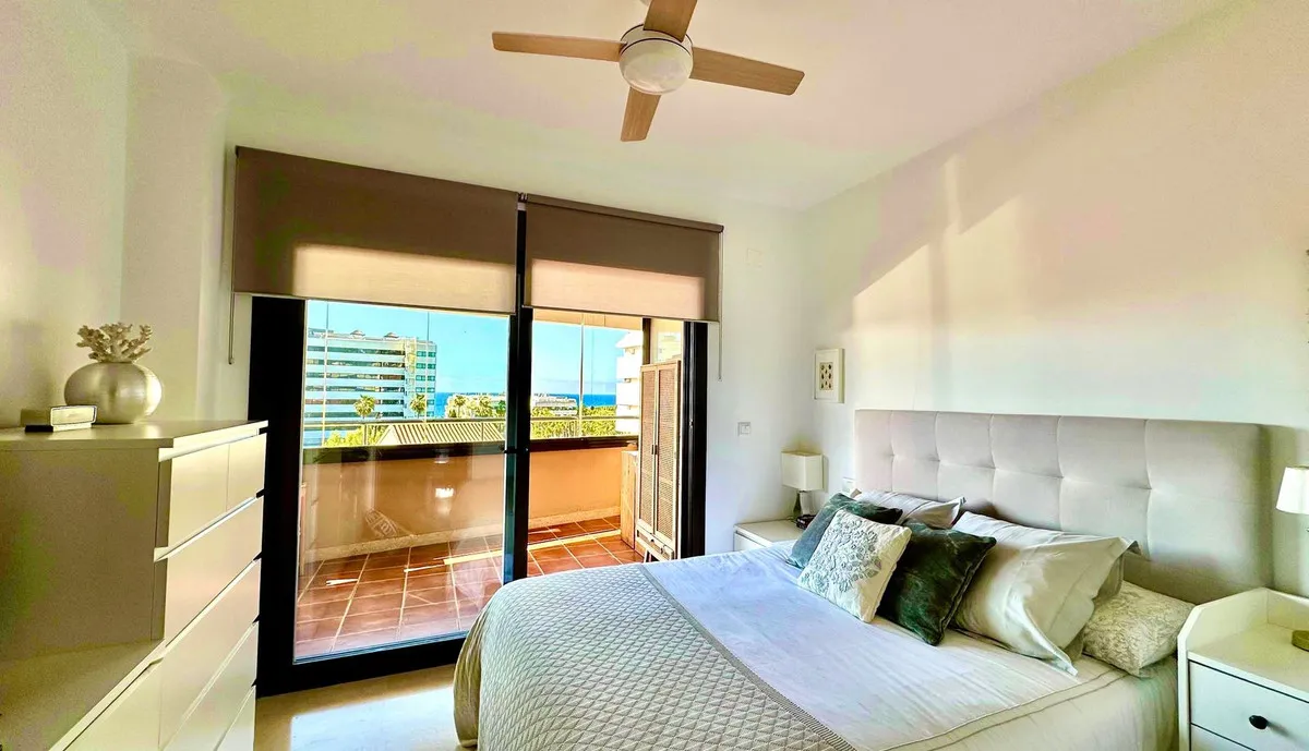 d49e6ab3-0972-4d67-8b45-09111ca5e9d1