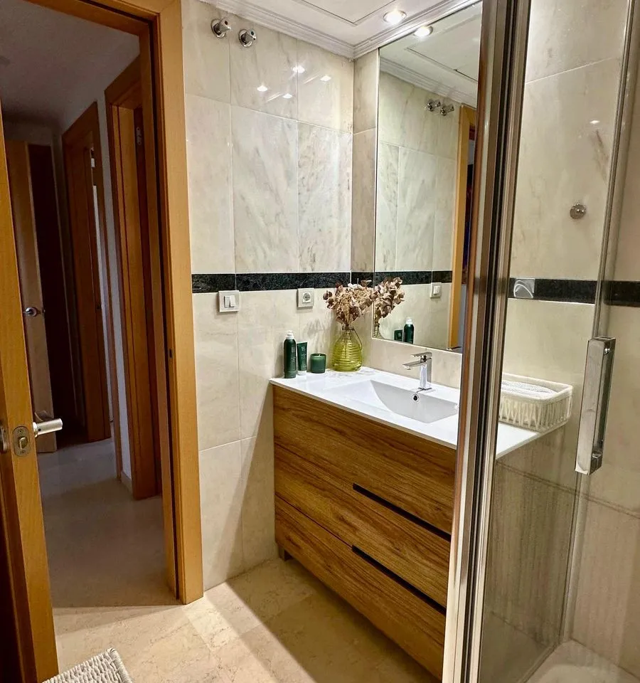 db90cfaf-6f06-4f3a-b120-6837b3806d88