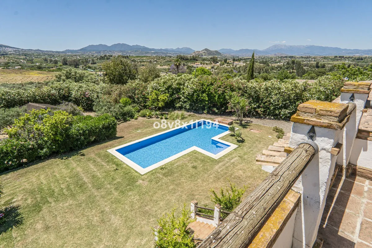 02c45ef8-a625-454b-a4cf-7dc13f6e98ad