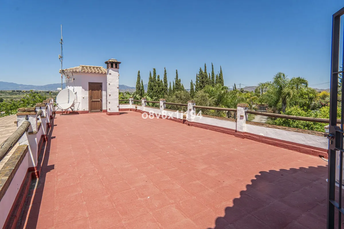 10bd9fd2-28d4-40f6-885f-1109c4d04904