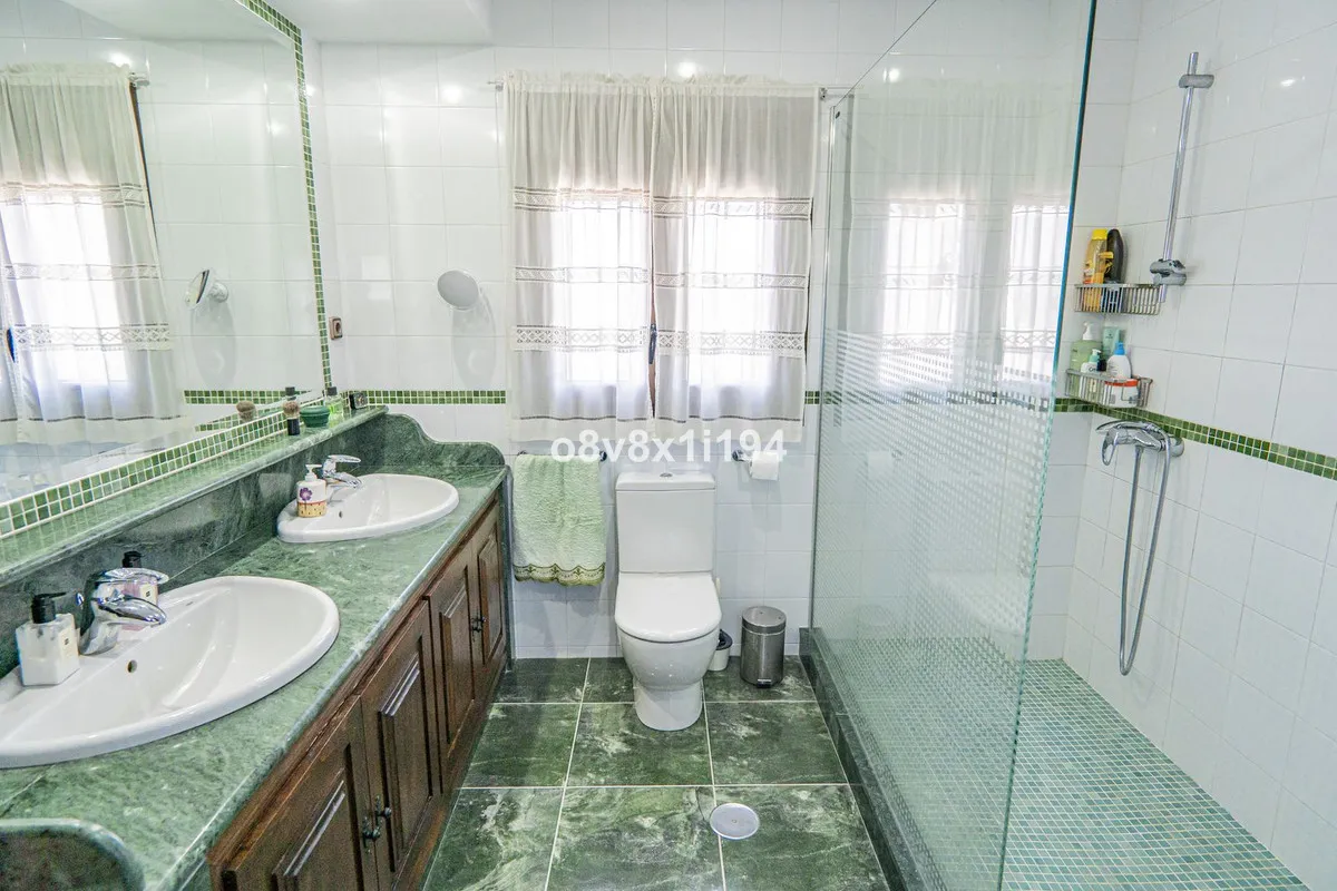 3f474236-8097-4fb4-b0d6-f97e5c0dd105