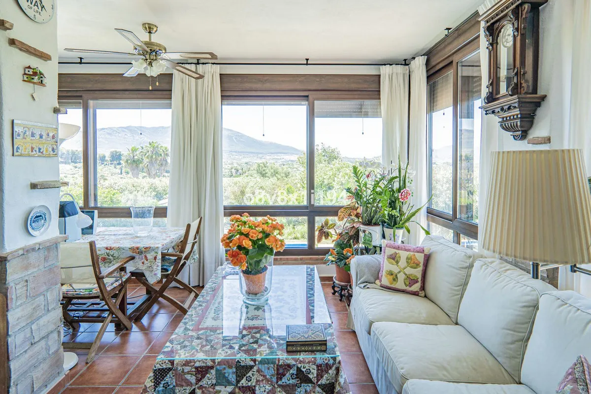 775db1fb-08e1-4731-8a82-d16ee29a2f5f