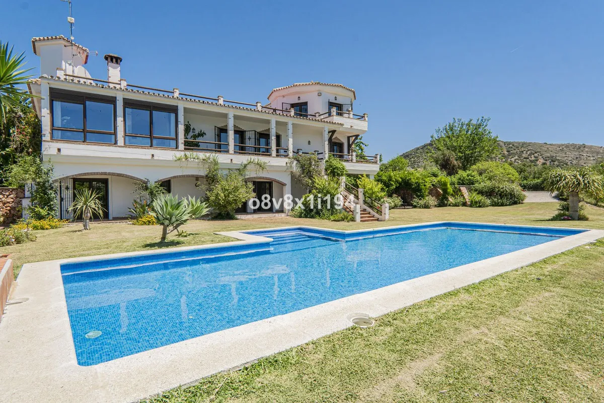 975cec3d-ece8-4cb9-9d6f-f223ba373efd