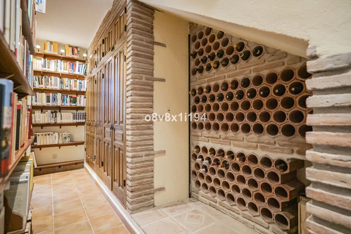 c7af4b3f-9498-41d8-9948-0f998d61ebf1