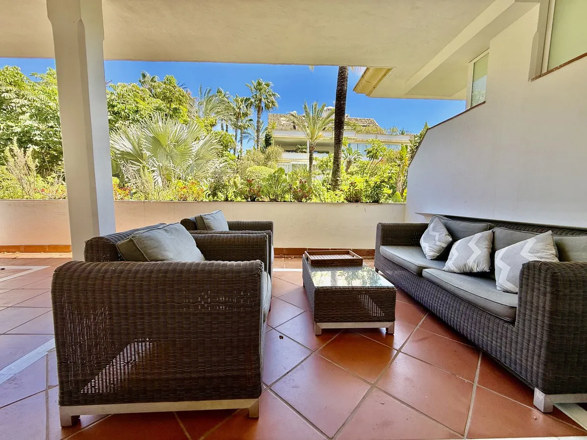 91ee1237-56f8-4fdb-8502-520b2ea2ffe9