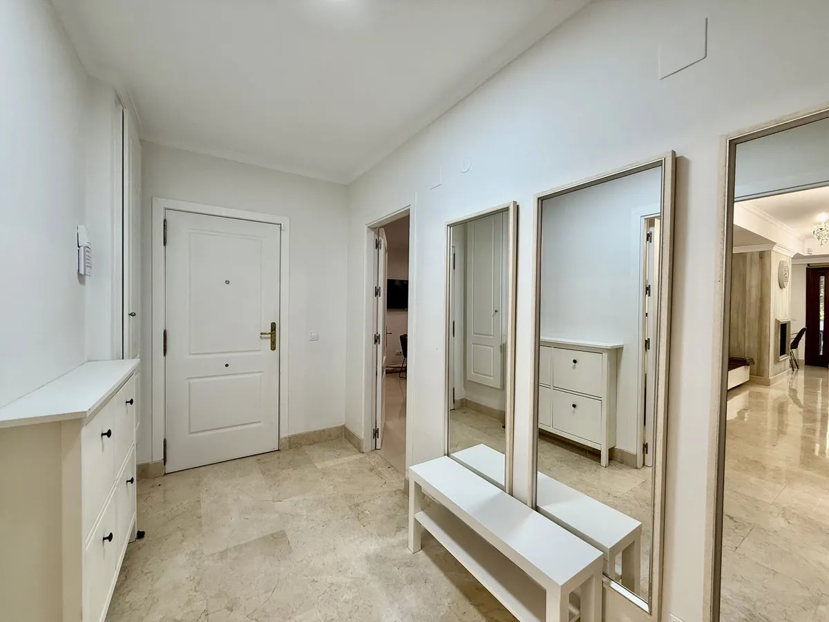 f563d2c7-680c-4fb5-b77f-d35347636d73