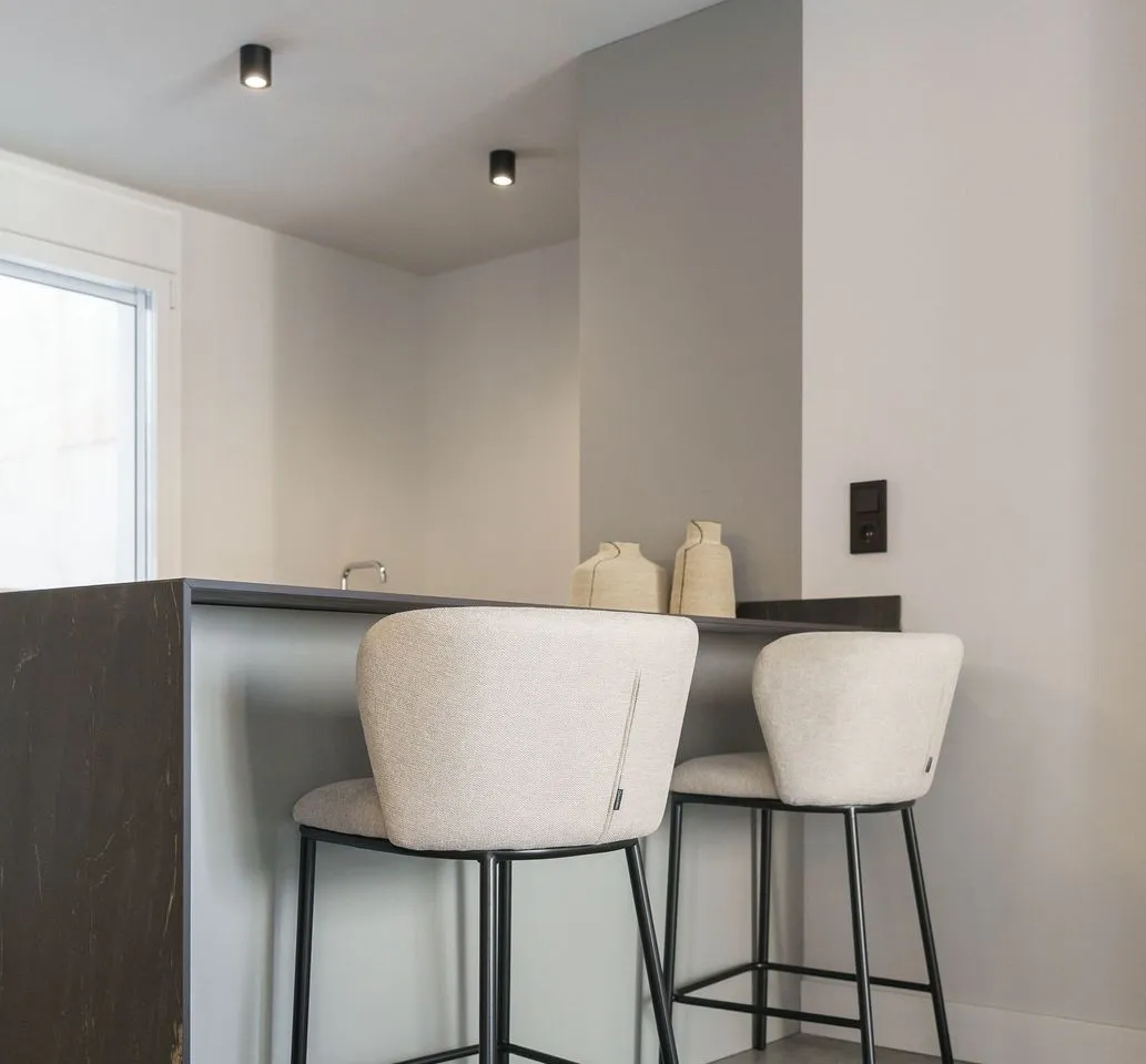 fb052ddd-fe81-4b15-8c5f-fb47e6f5797a