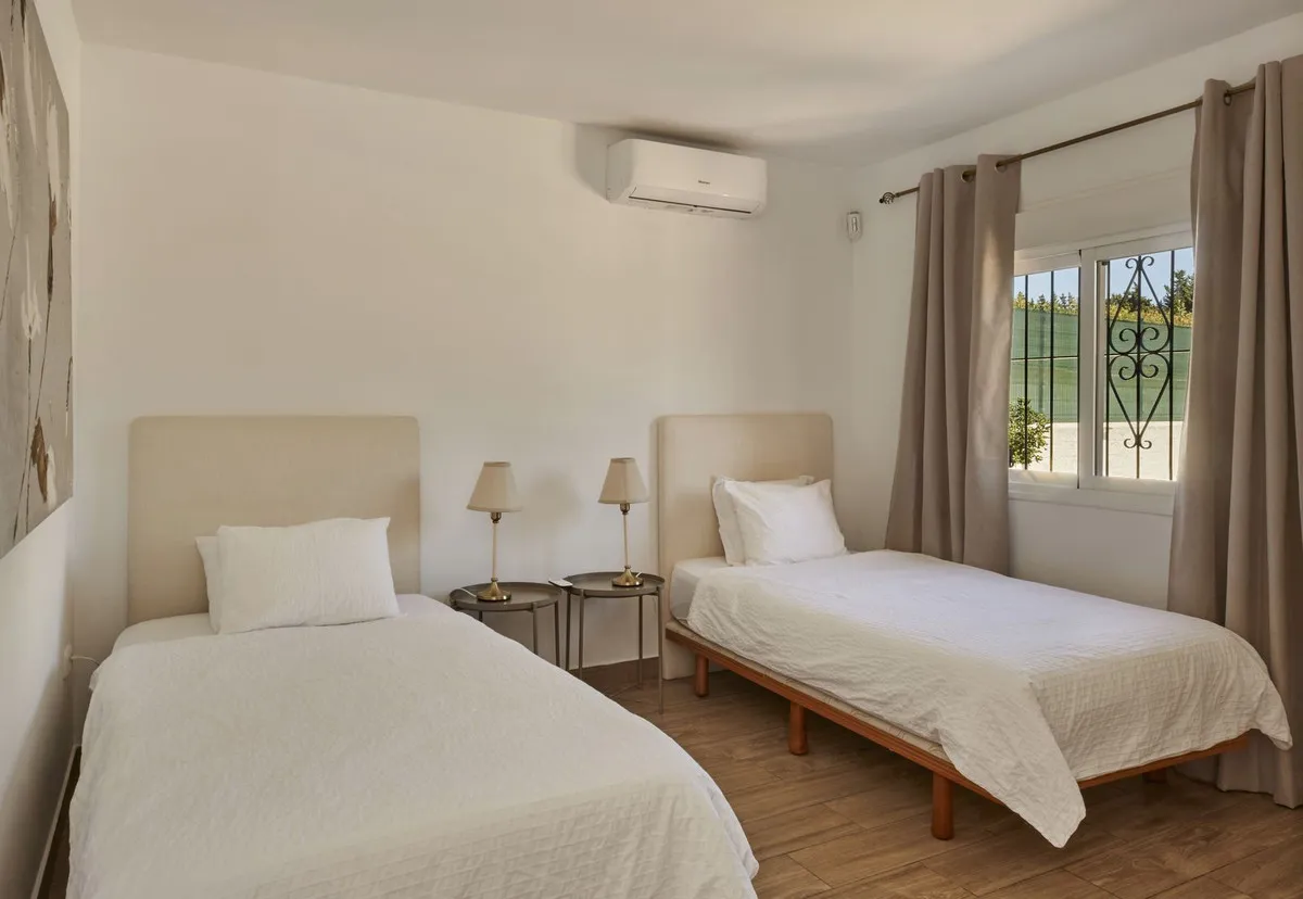 080222a9-a364-4a61-aa2f-649fa59017a6