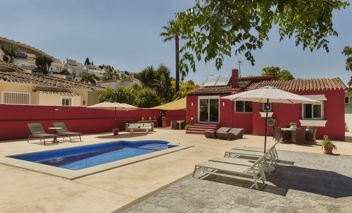 c7e1ea25-5148-4182-a008-9f4a74cefbef