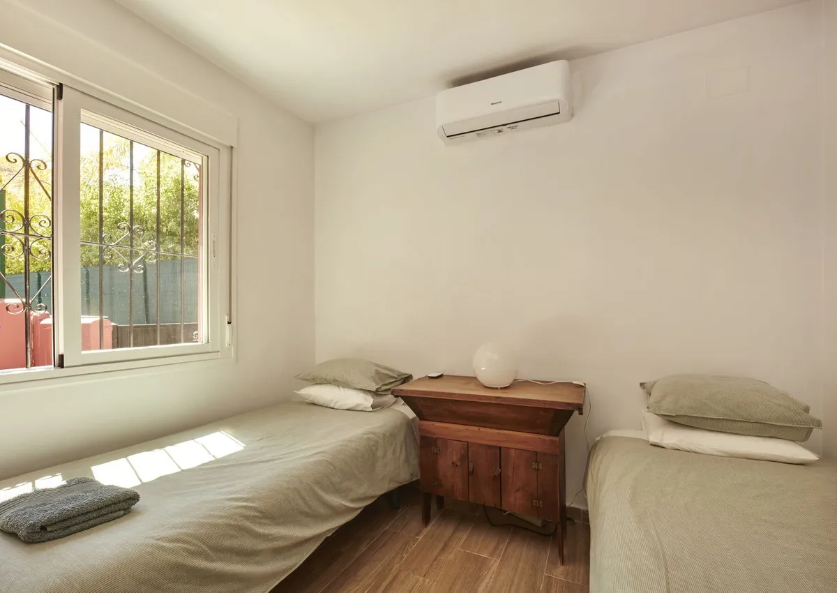 d1a8e82e-e83f-4ad3-9cef-c3c787282f37