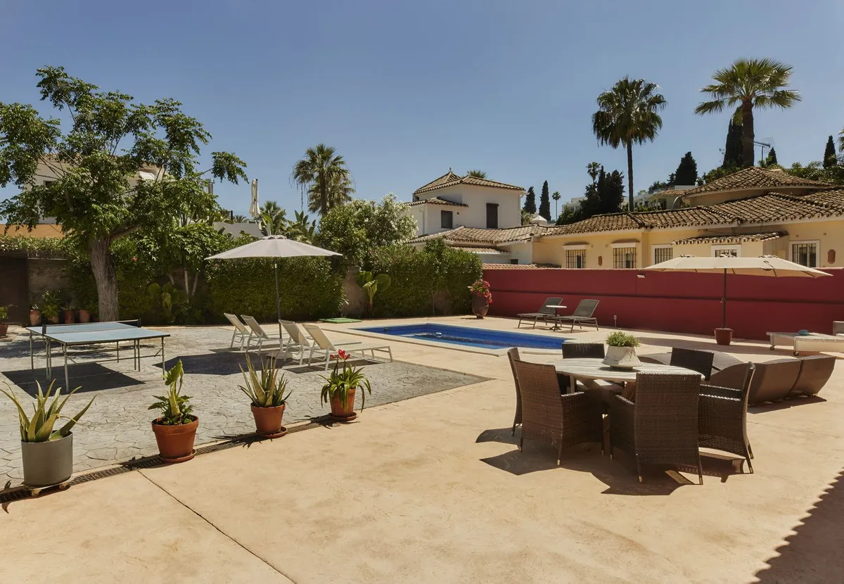 e174bb27-d296-4ec5-ba8a-f5a21f4efe65