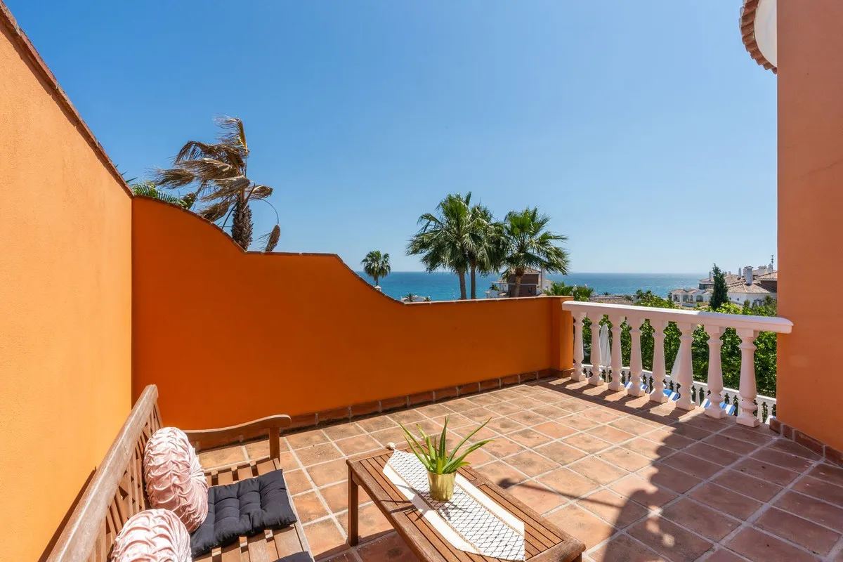 281a08d1-1d22-4eff-baf2-7c8ce743587d