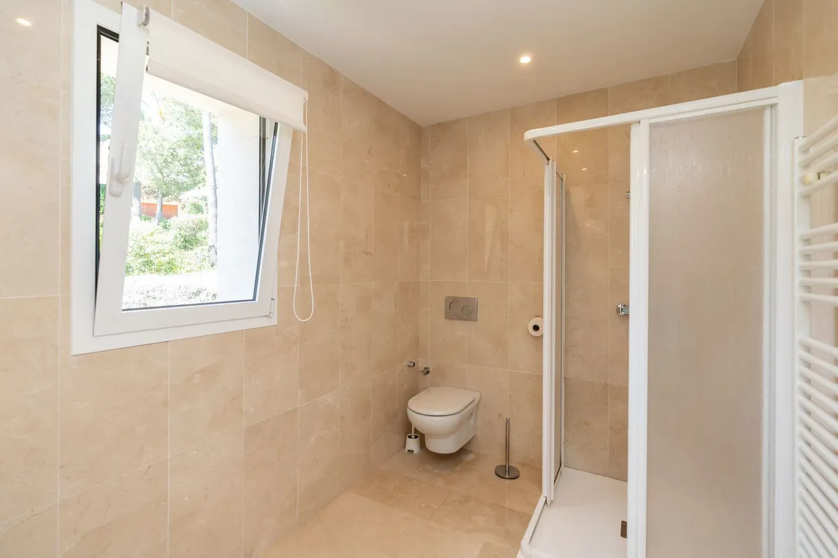 476aa095-d0c5-4aa8-8601-4f9bf556a99b