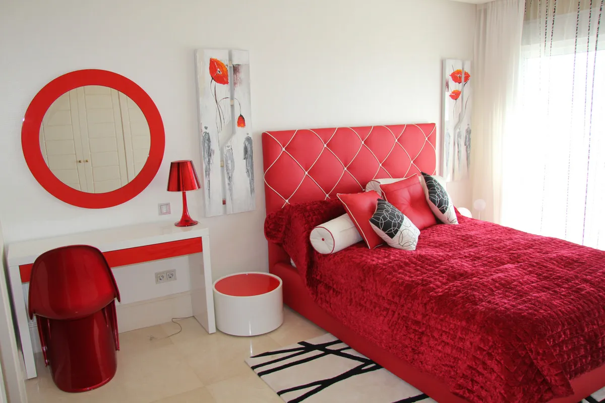 e9d7a139-ef05-4f2d-984c-8527fd411151