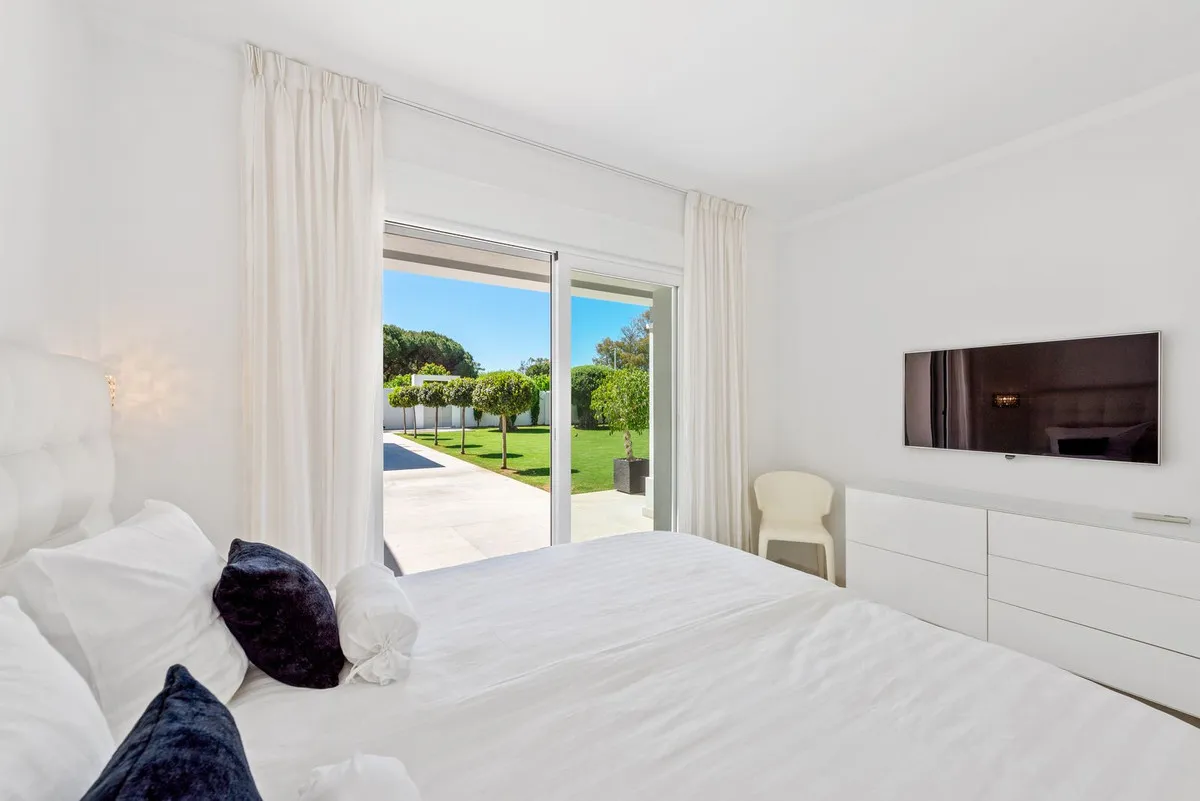 9acff8b1-5cf8-4b92-ae8b-20f99595d368