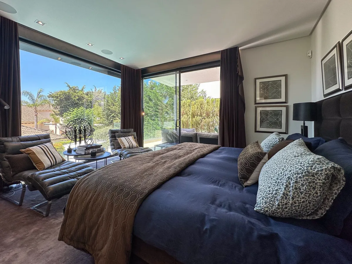 0c009d58-30de-415f-a4ef-318fca18e23e