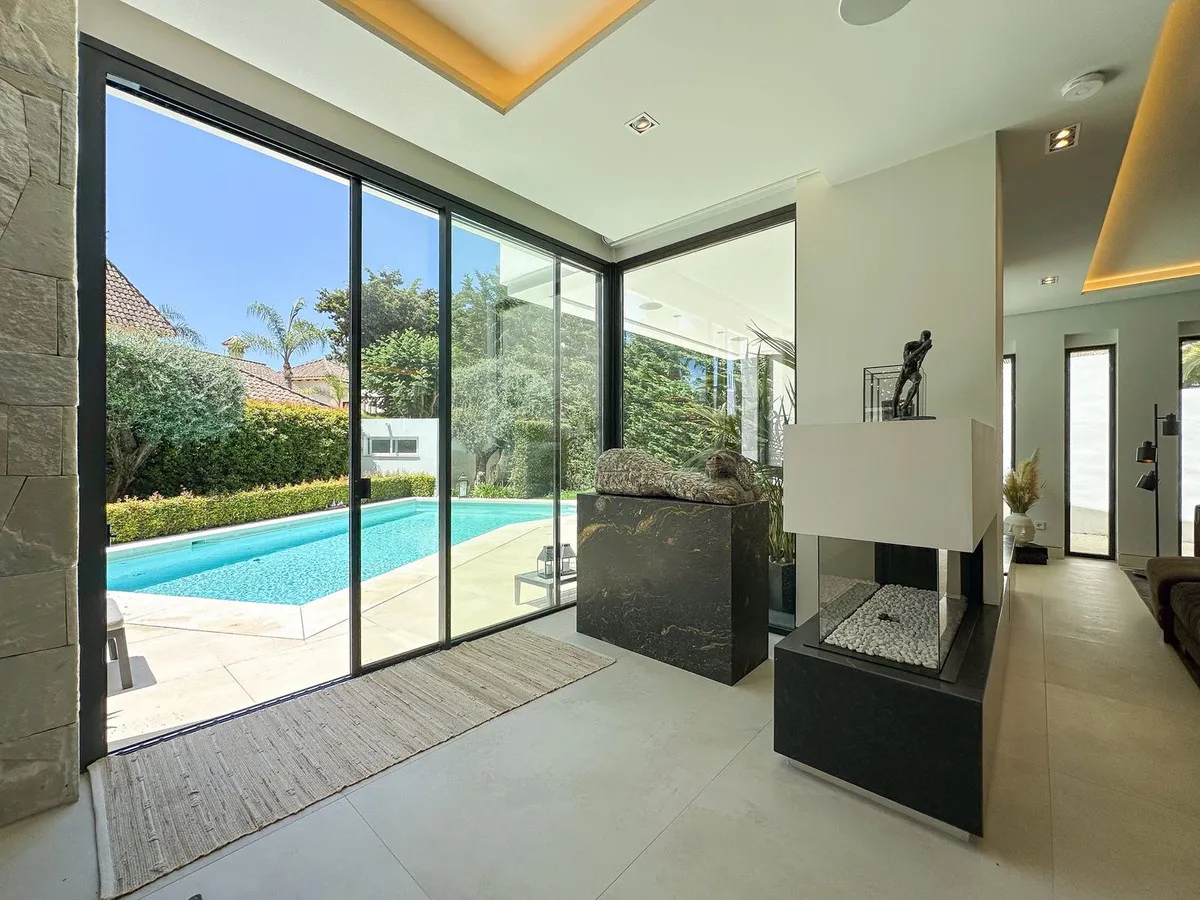 98db0620-834a-4c5b-b8d7-d8eda0a9da83