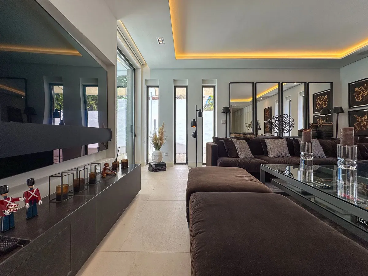 d3aa4b23-53dc-4496-941d-ede0a3a99f8b