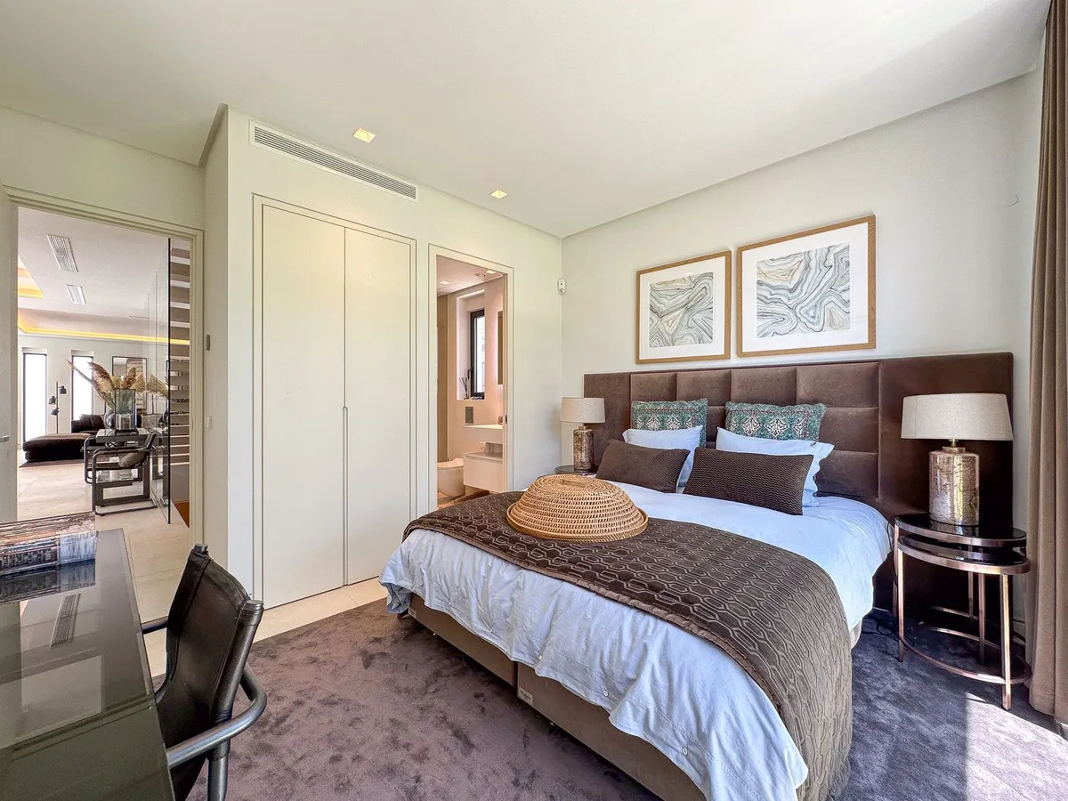 e55cbd59-3757-4bf2-b7b2-294446297b80