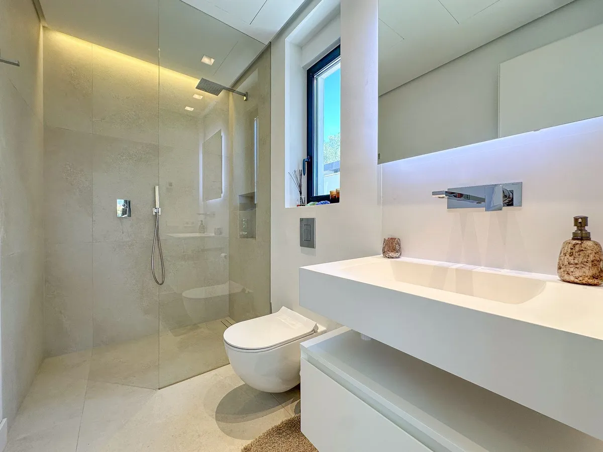 f2fee79c-bb0b-4658-8616-982e58bbc39b