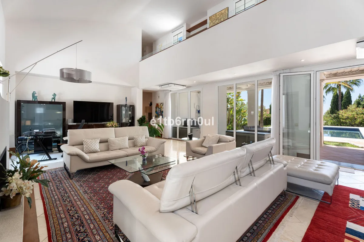 0aa5ea53-37a6-4402-a8c8-d3e71aa8018b