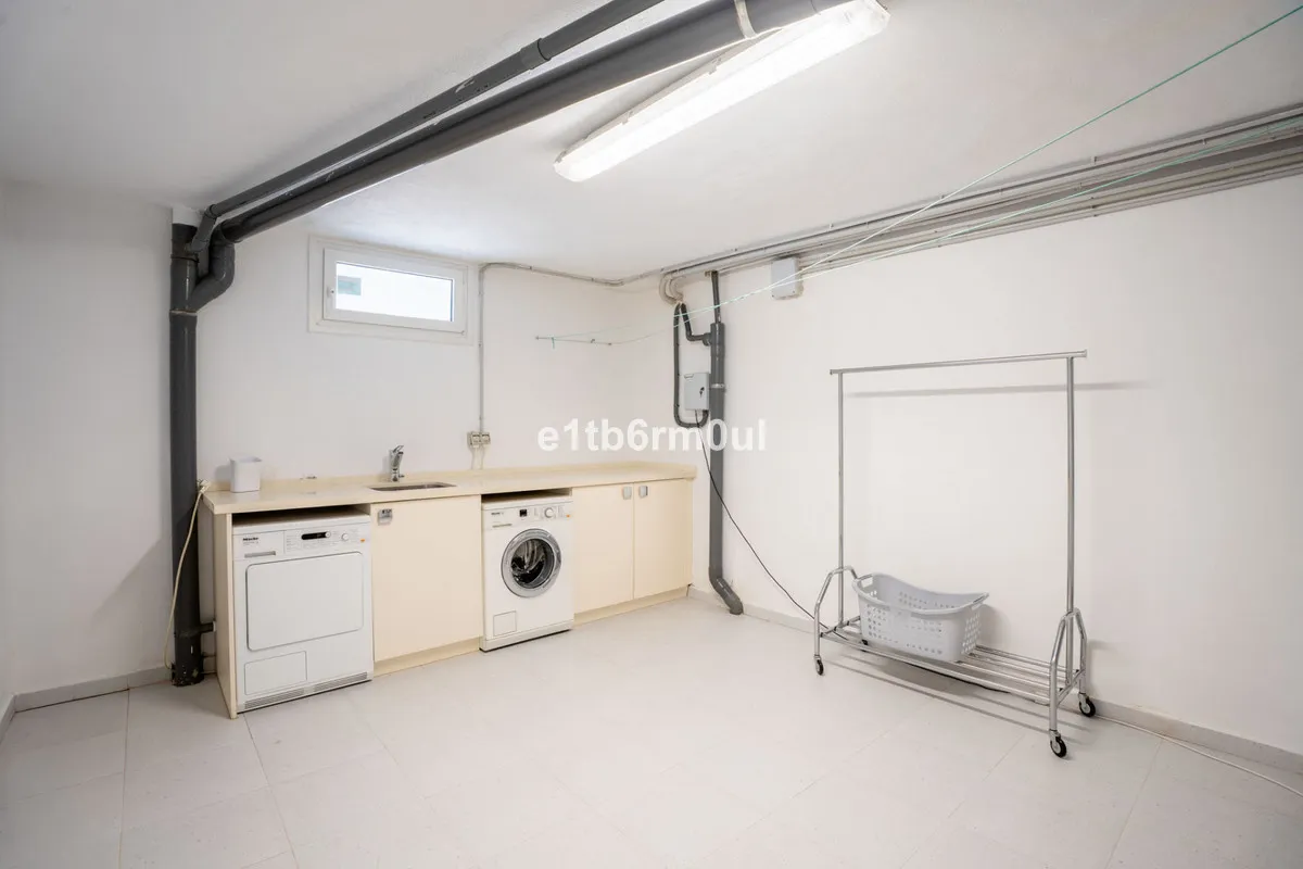 20defd83-1f86-4933-8dd7-59310377ef13