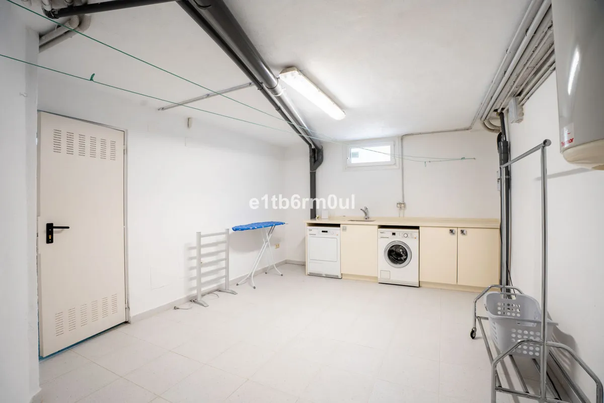 2375cdfa-0a84-4efa-a40c-701274d3175e