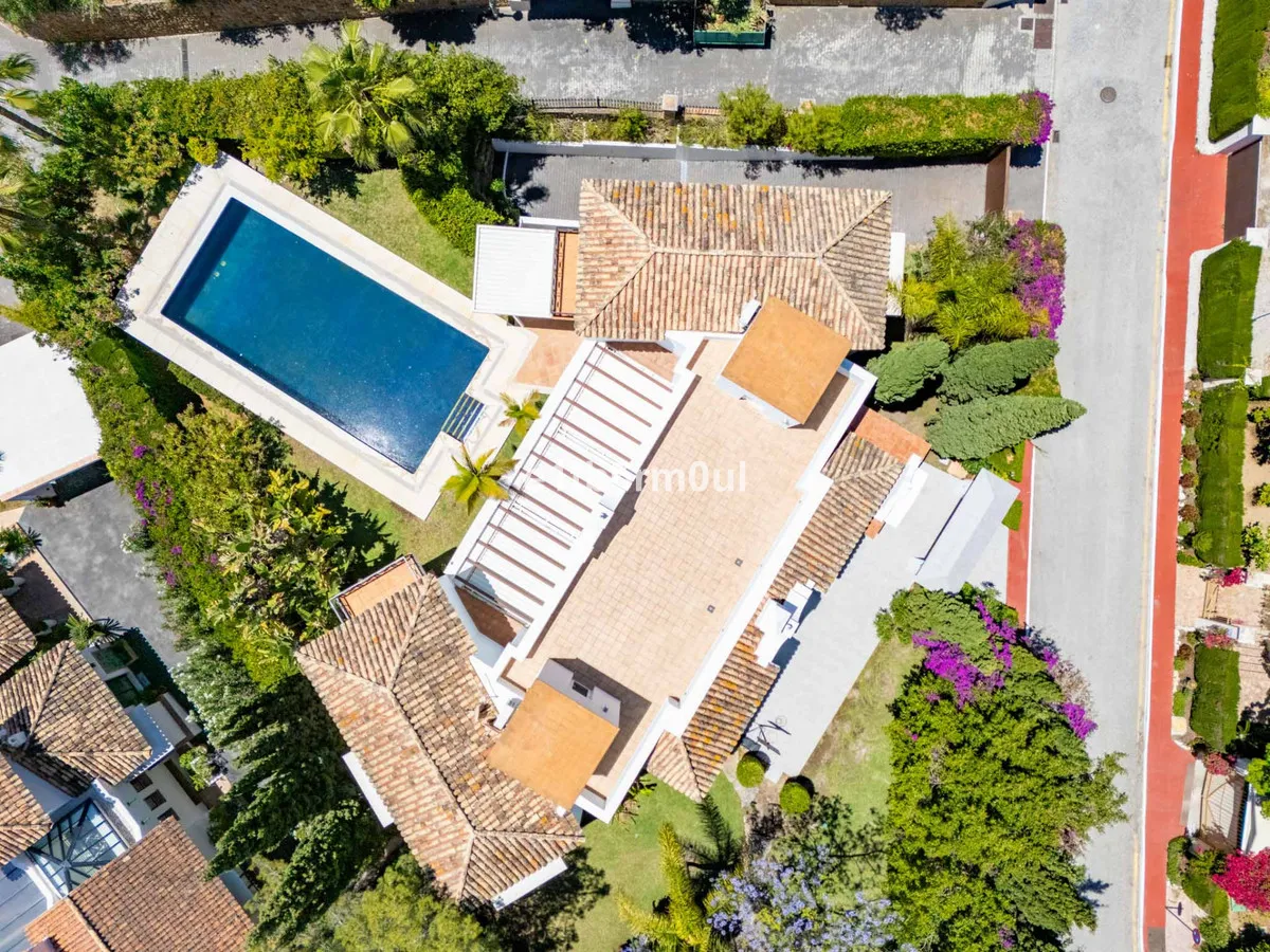 4ae0ba57-043a-49e5-b7aa-b8500681f1ee