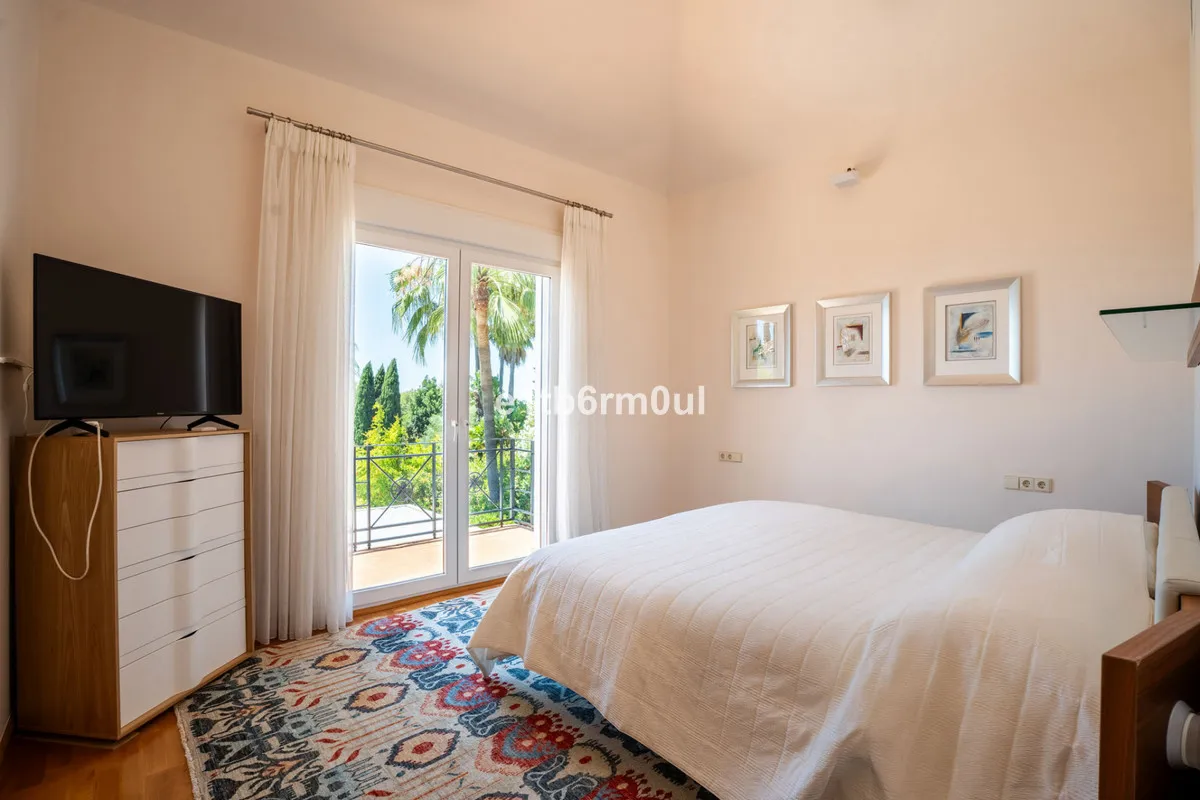 70551415-22bf-4c04-8f92-e3665cbef322