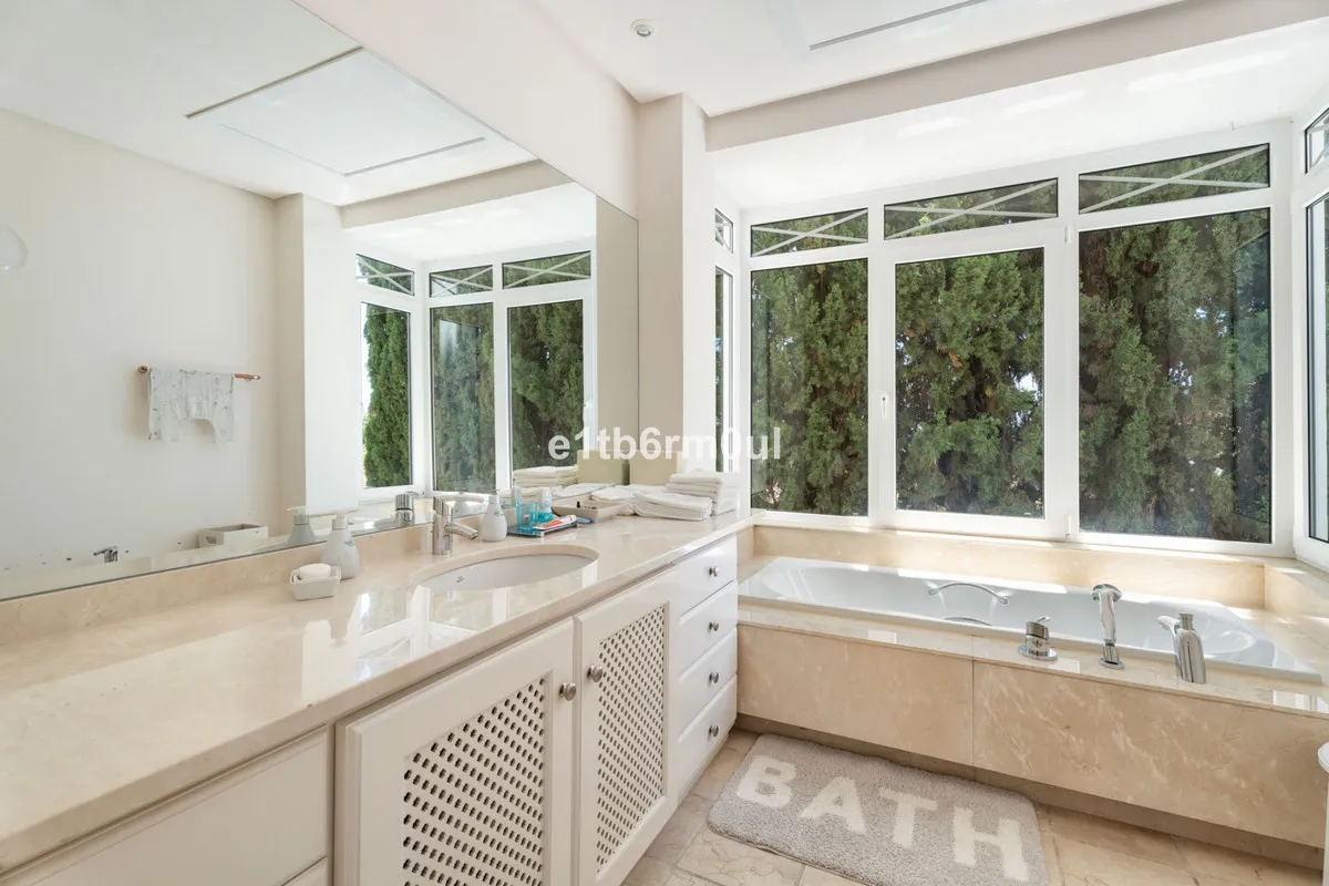 9e0aaebb-7f92-4792-85c1-95ab37de1416