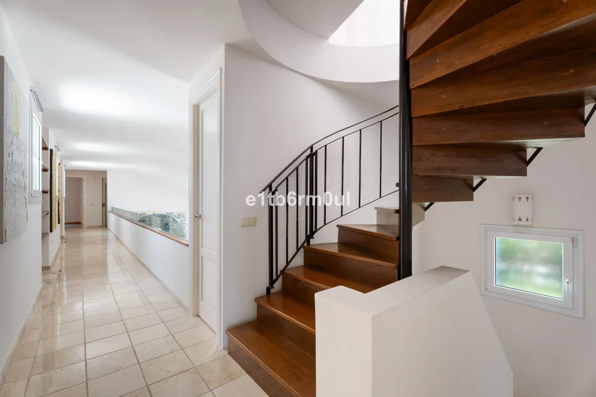 de43addc-62ad-4c89-8638-7b674ffd7b4f