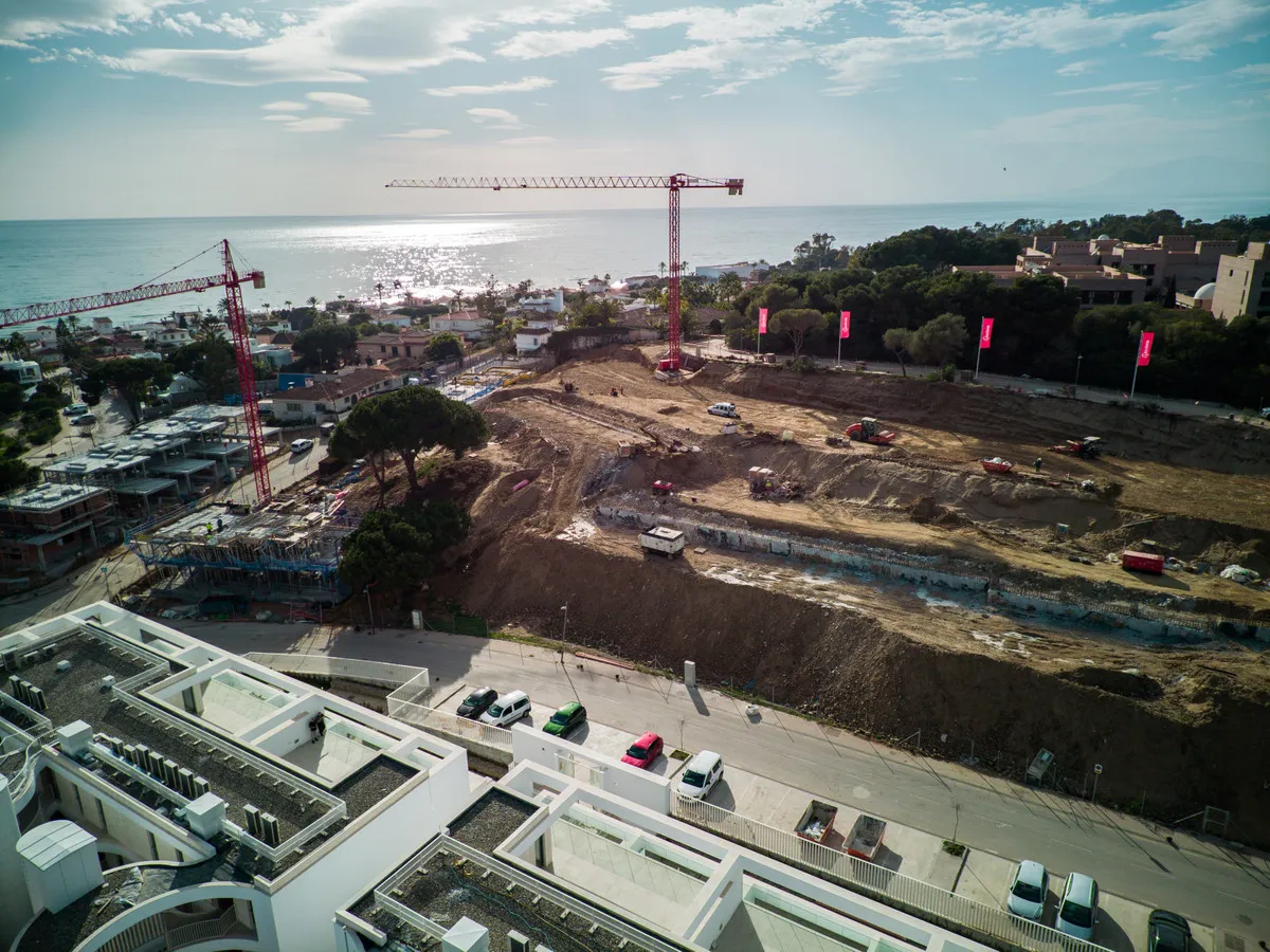 a8899589-200c-4af7-acf1-05f08107a976