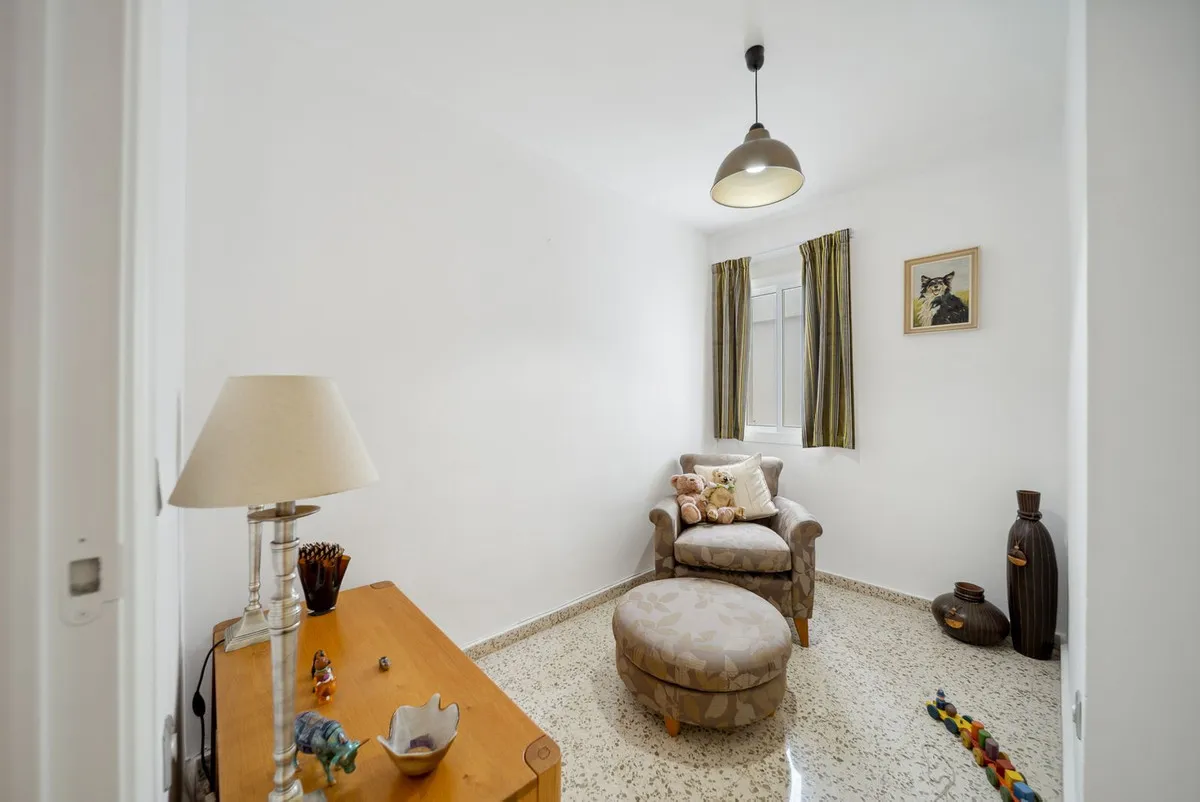 1fa09462-f611-40e0-94c2-0f298cf30611