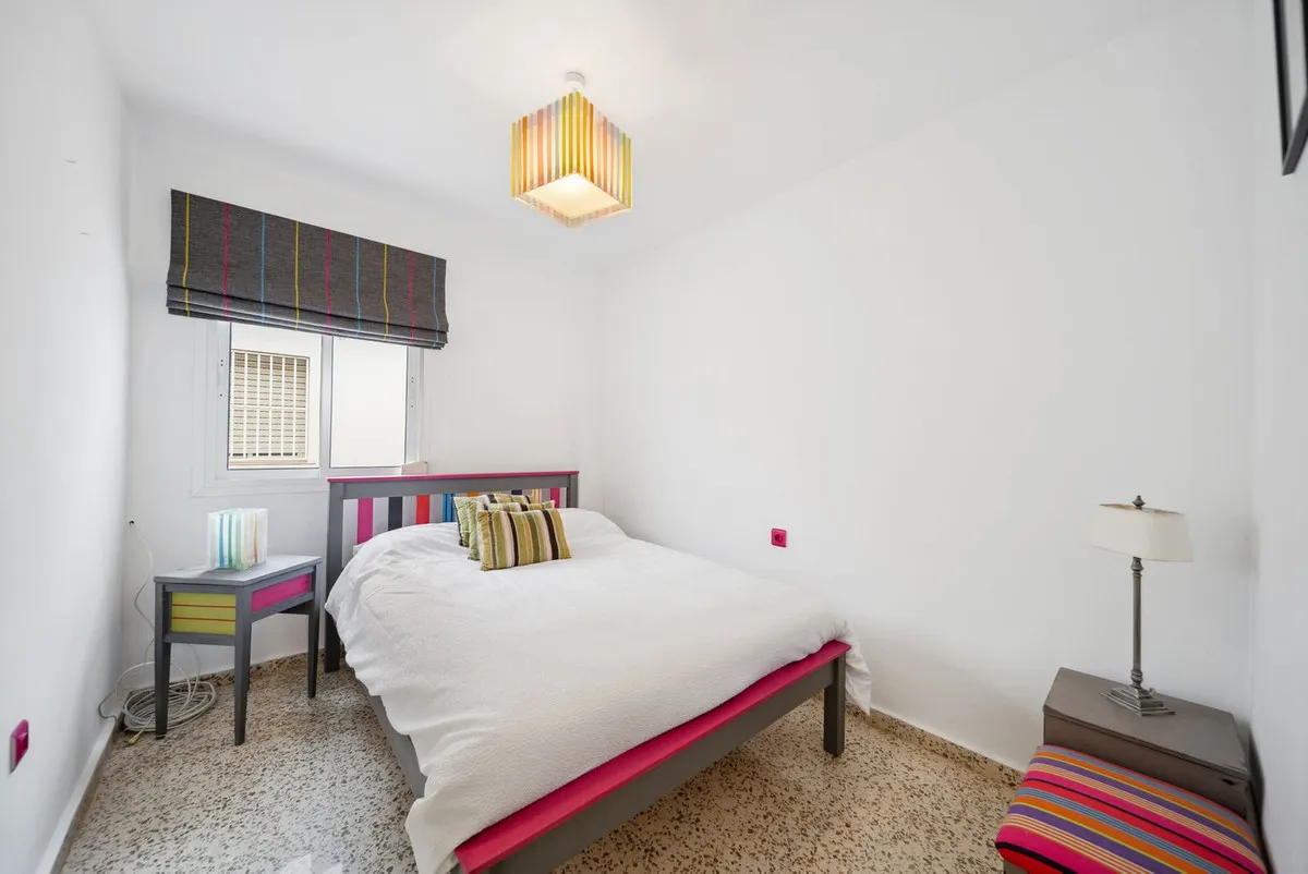 74b648ea-8ad9-4b02-bf66-a5a60502c21e