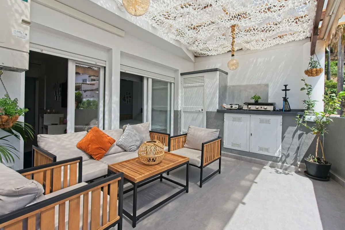 5574c741-a5fc-4c2f-9ef4-f5fb6c0f8c45