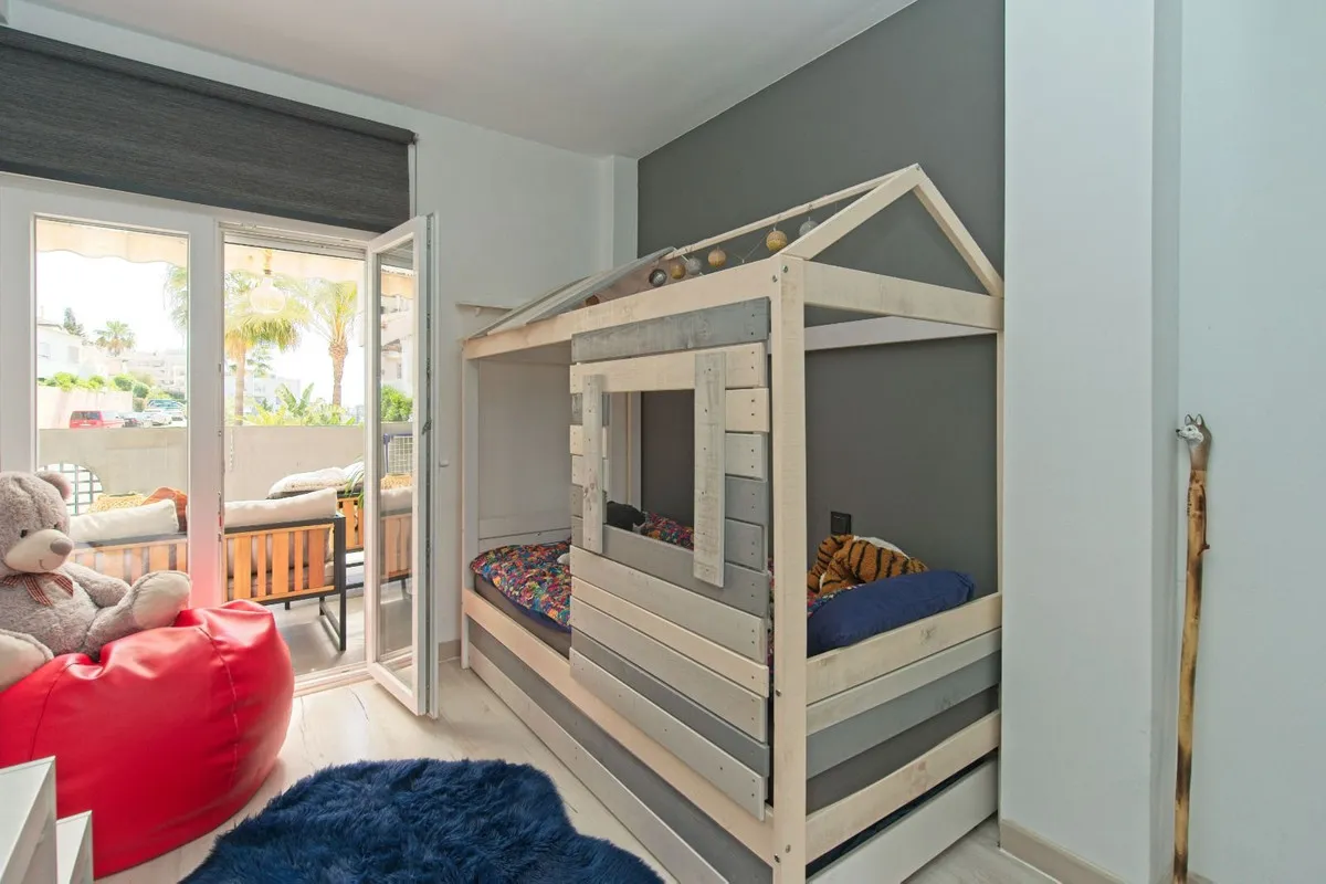 af7cd230-2d91-4a2e-bba0-5f1c4ce54399