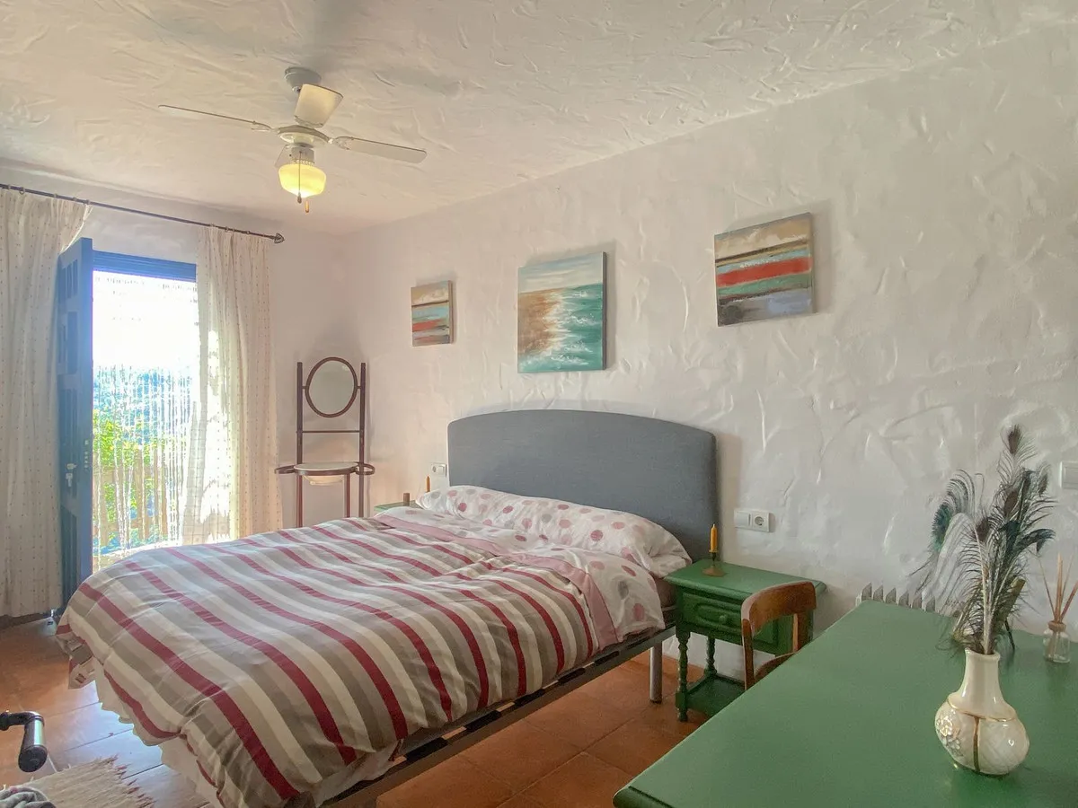 3fc96621-e643-4ebf-aadd-39824544a5e8