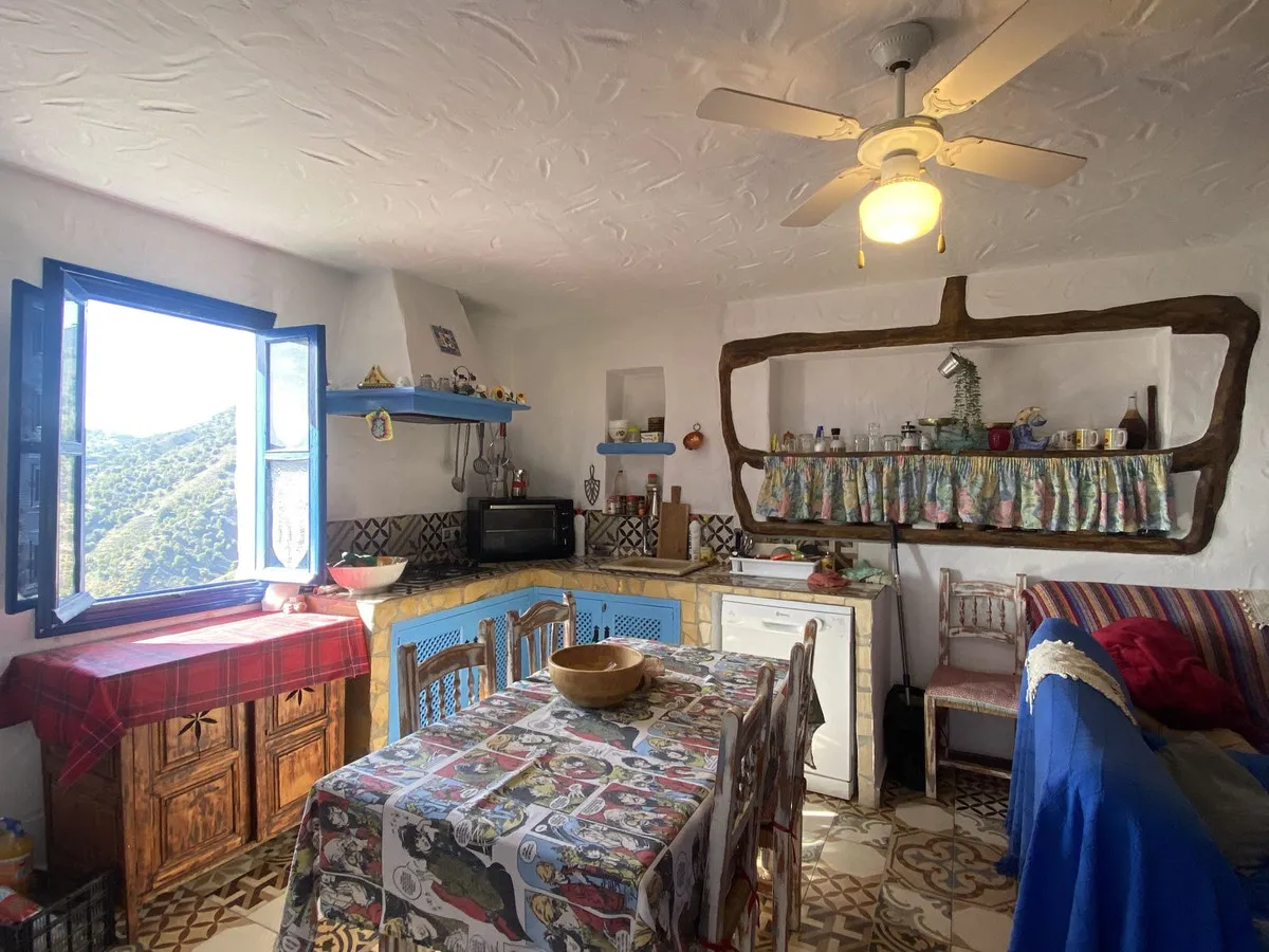 d5d22d74-b630-4d04-aaaa-7b7ad6568e3c