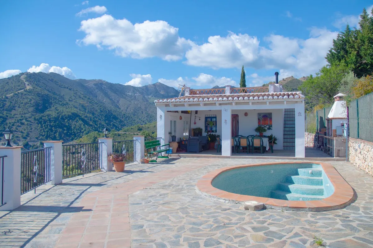 e3451a12-0295-437c-aef8-abb4fa55da84