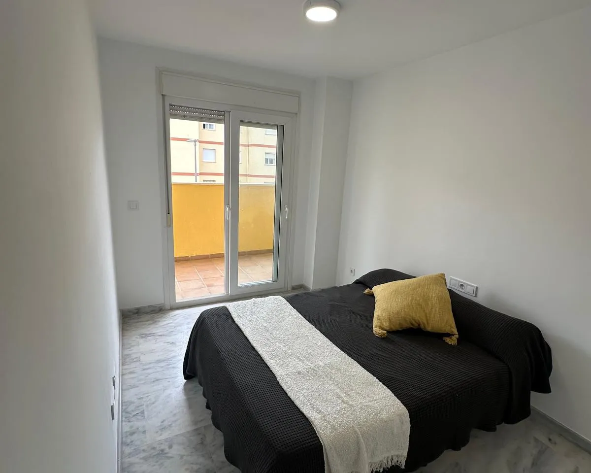 f7742507-da42-428b-8f5d-843e5a4a5eb7