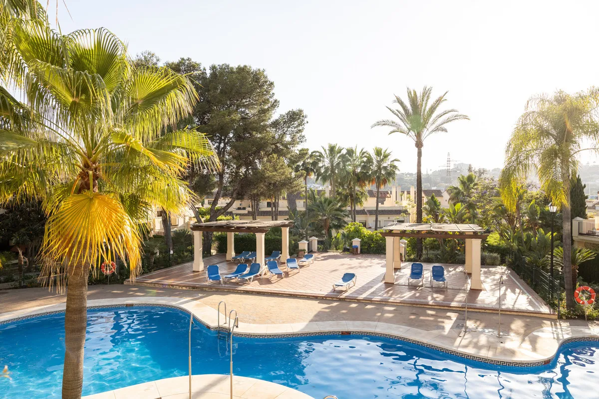 2b2725d2-3177-406f-954d-61adf9367b0d