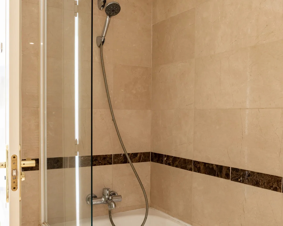 4282d97a-0d4c-41c9-948f-738340b2e1c7