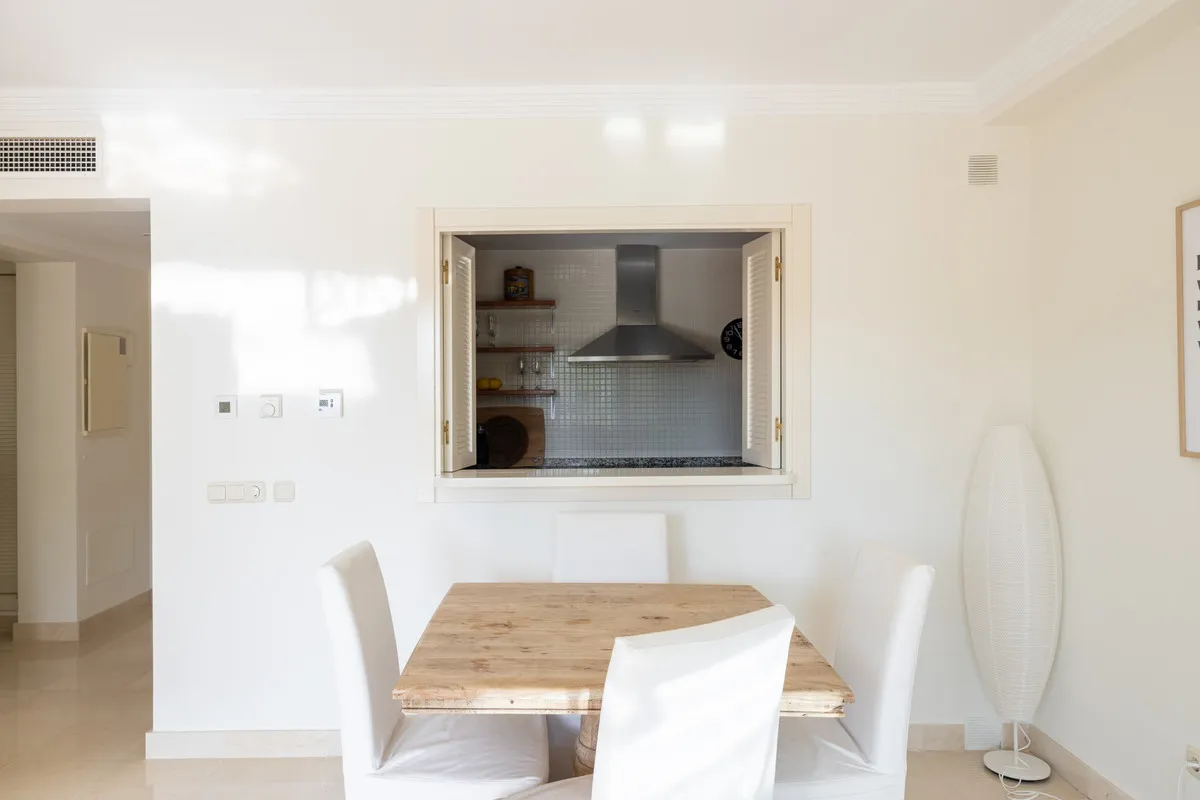 68976f19-5f39-4a04-8553-1b01656175eb