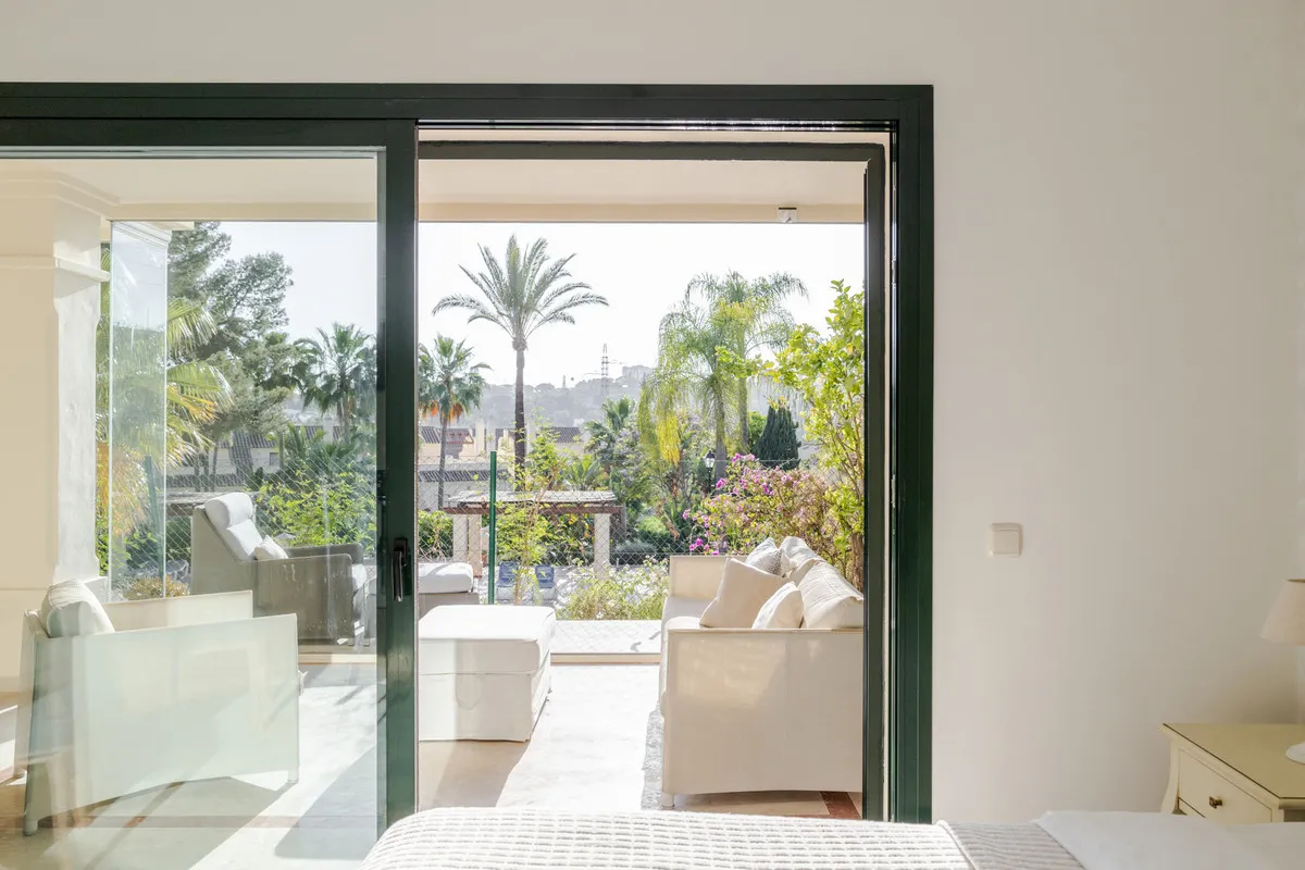 d16f5856-4f65-41b1-8c4c-31679f3dce9e