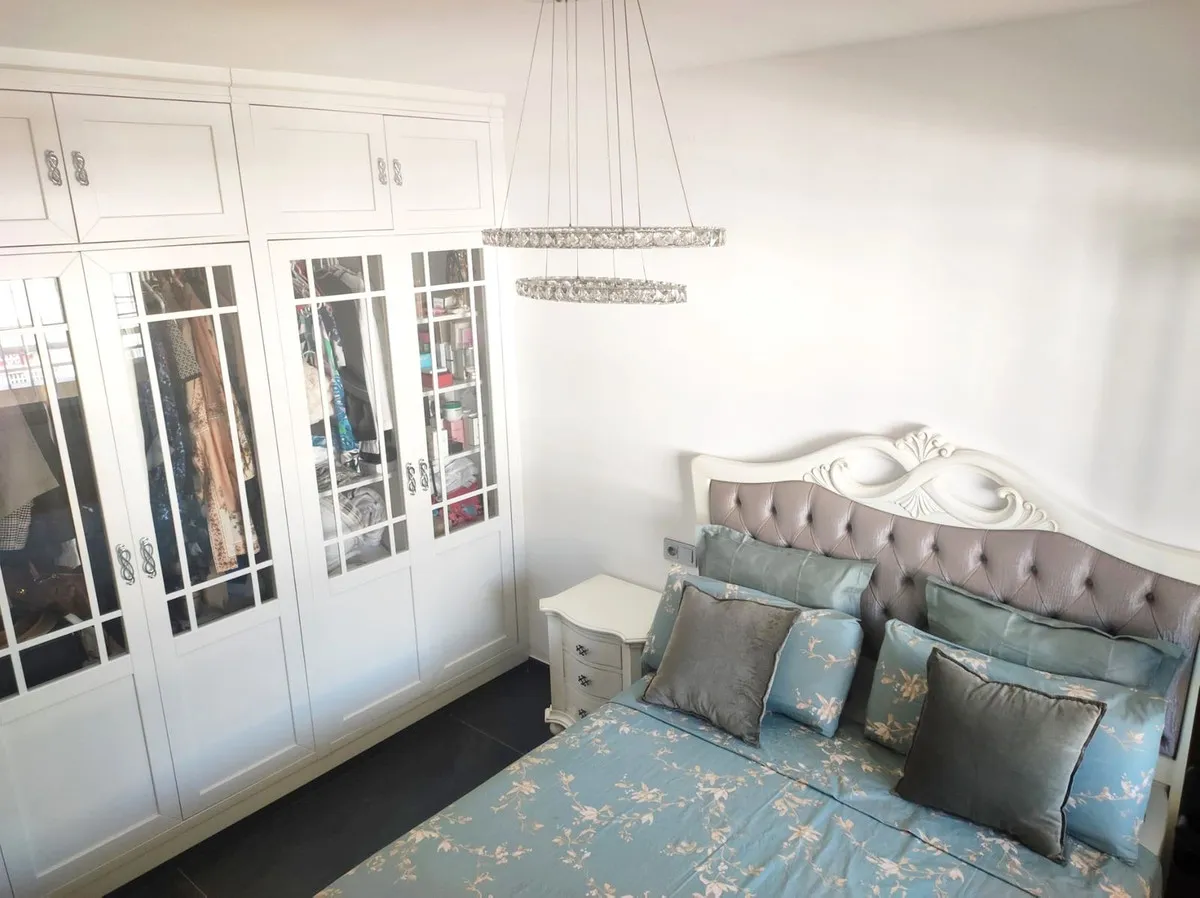 aa4a87ee-41cb-4fe1-bf15-18dc10d1d5d1