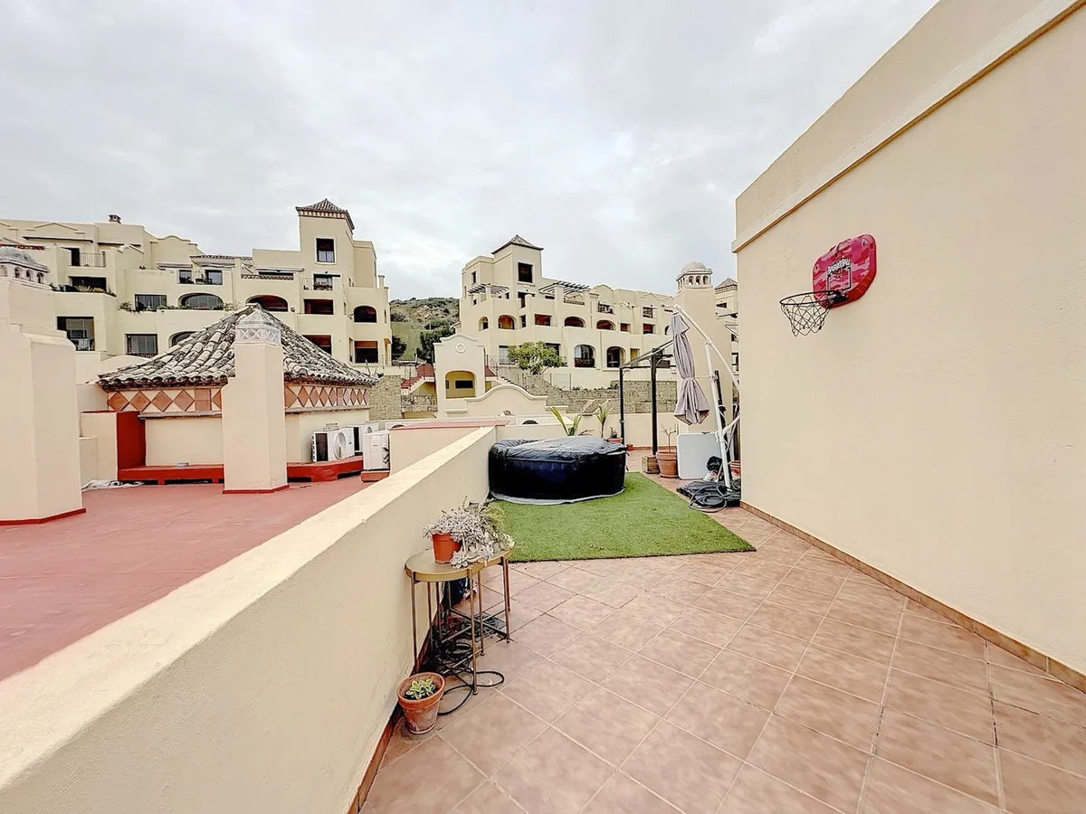 03ccc7bf-398d-461e-9666-c5dd48e4480b