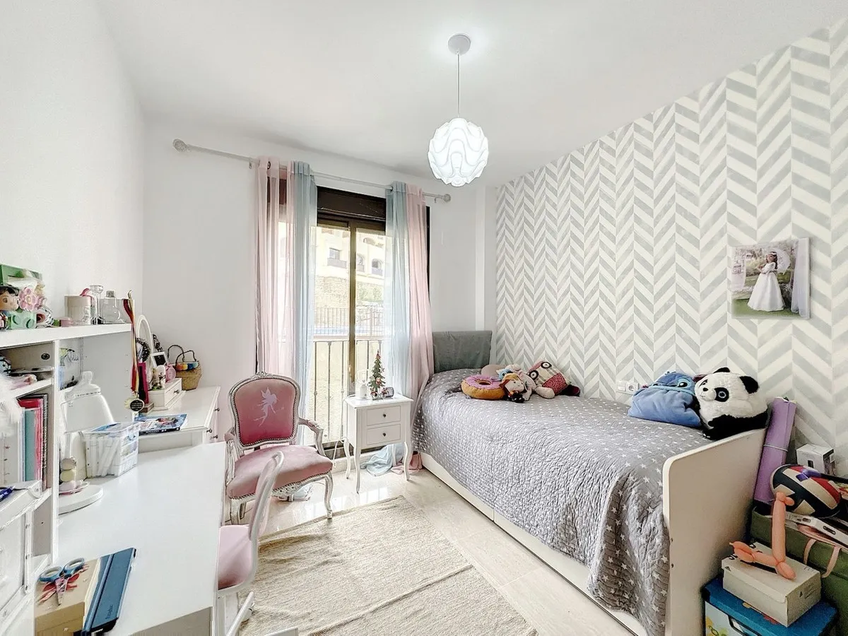 05a86fee-1c9f-4676-95c7-de7ce1792b03