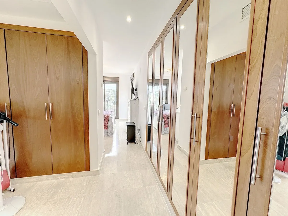 3ce1ebf5-6d19-40d0-81e9-71ae6ad8629c