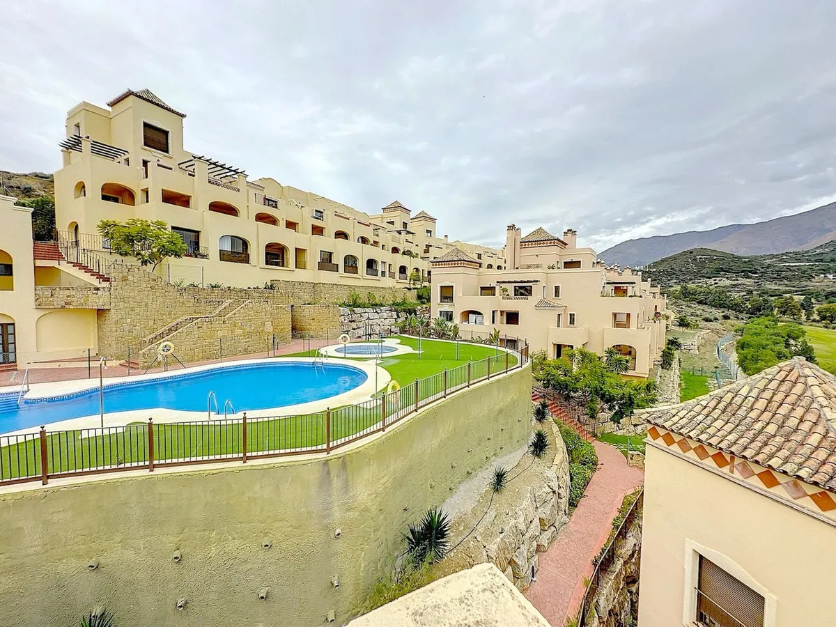 83a6ffc2-9148-4338-8f1c-e327520a7ef4